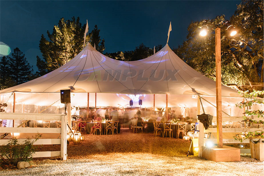 营地婚礼钢木撑杆帐篷酒店装备